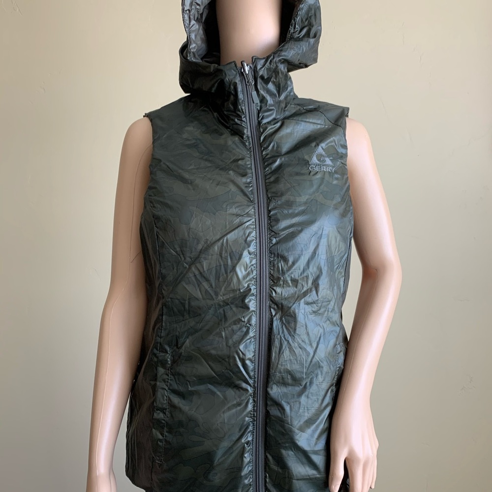 Reversible packable puffer vest - Picture 2 of 5